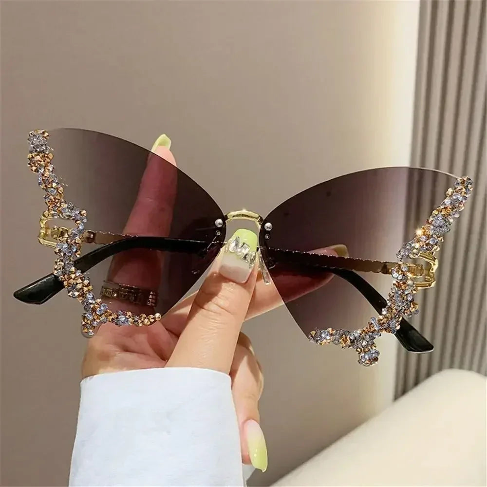 Vintage Oversized Diamond Butterfly Sunglasses Ladies Shades Purple Sunglasses for Women Bling Sun Glasses