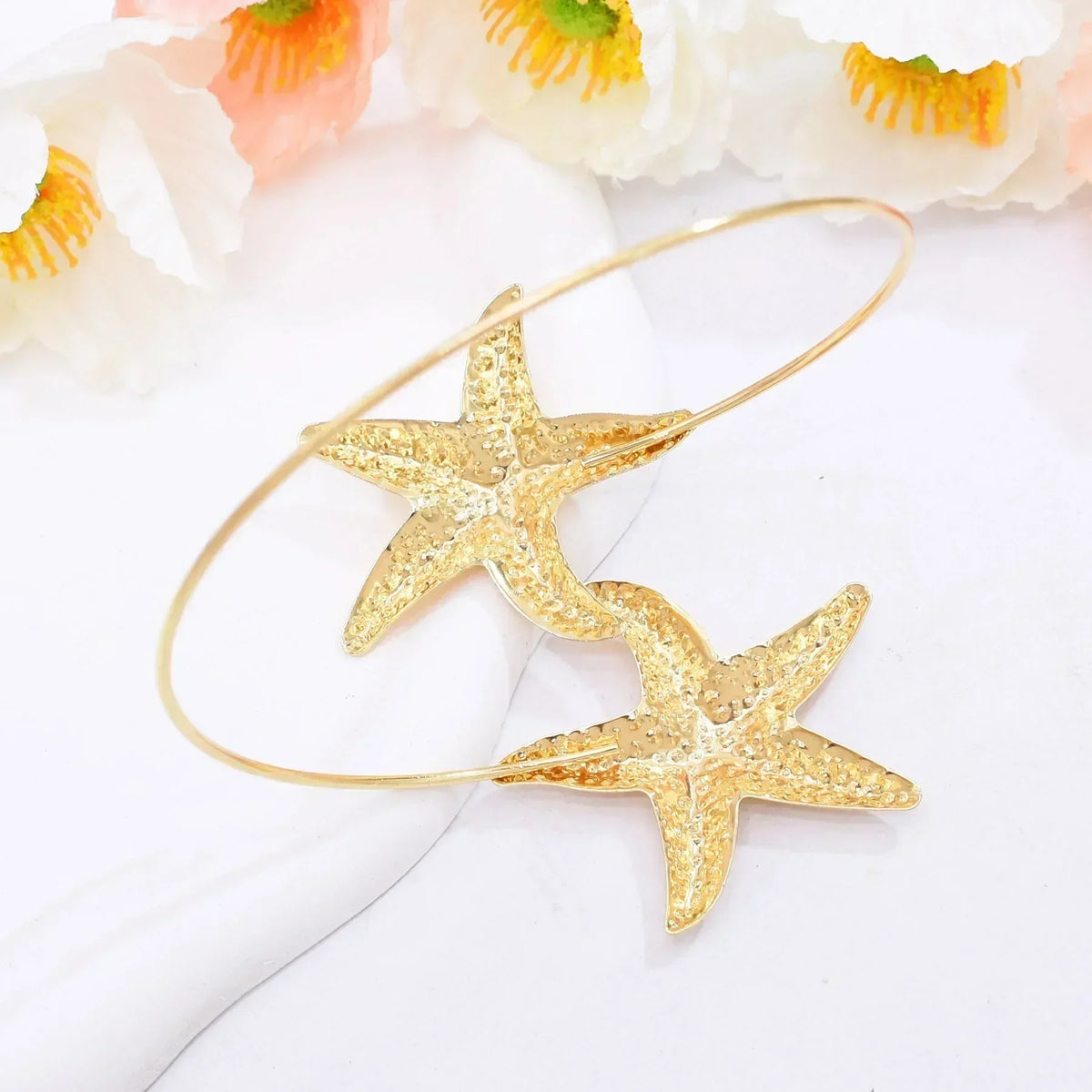 New Fashion Golden Alloy 2 Starfish Arm Bracelet for Women  Summer Beach \Dance Party Cuff Bracelets Jewlery Accessories Gifts