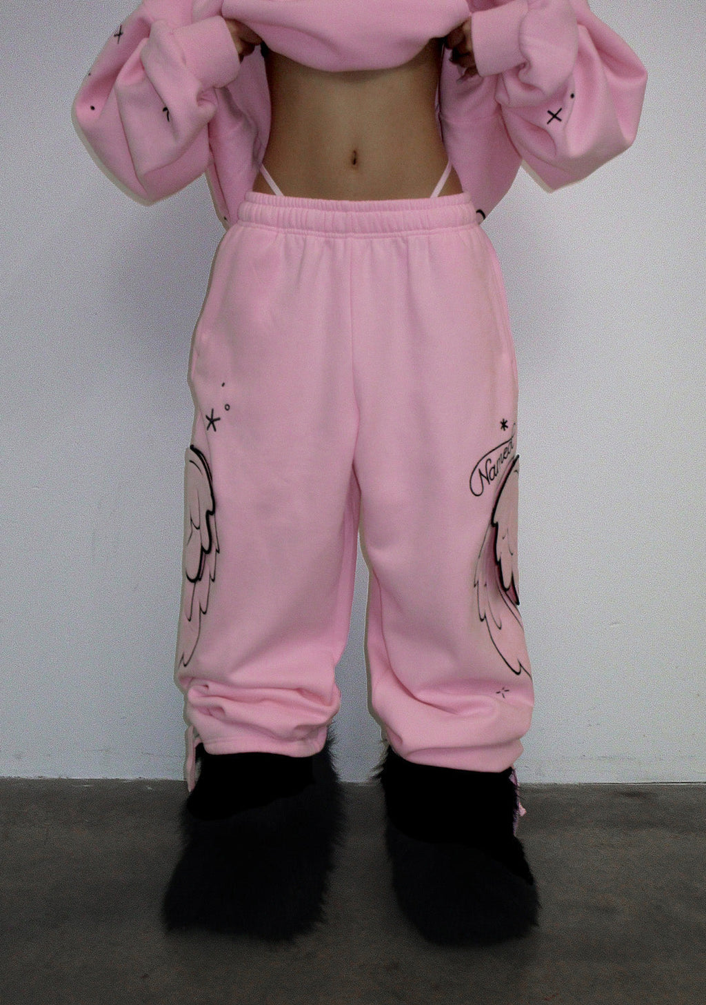 STITCH WINGS OVERSIZED SWEATPANTS BABY PINK (DETACHABLE WINGS)