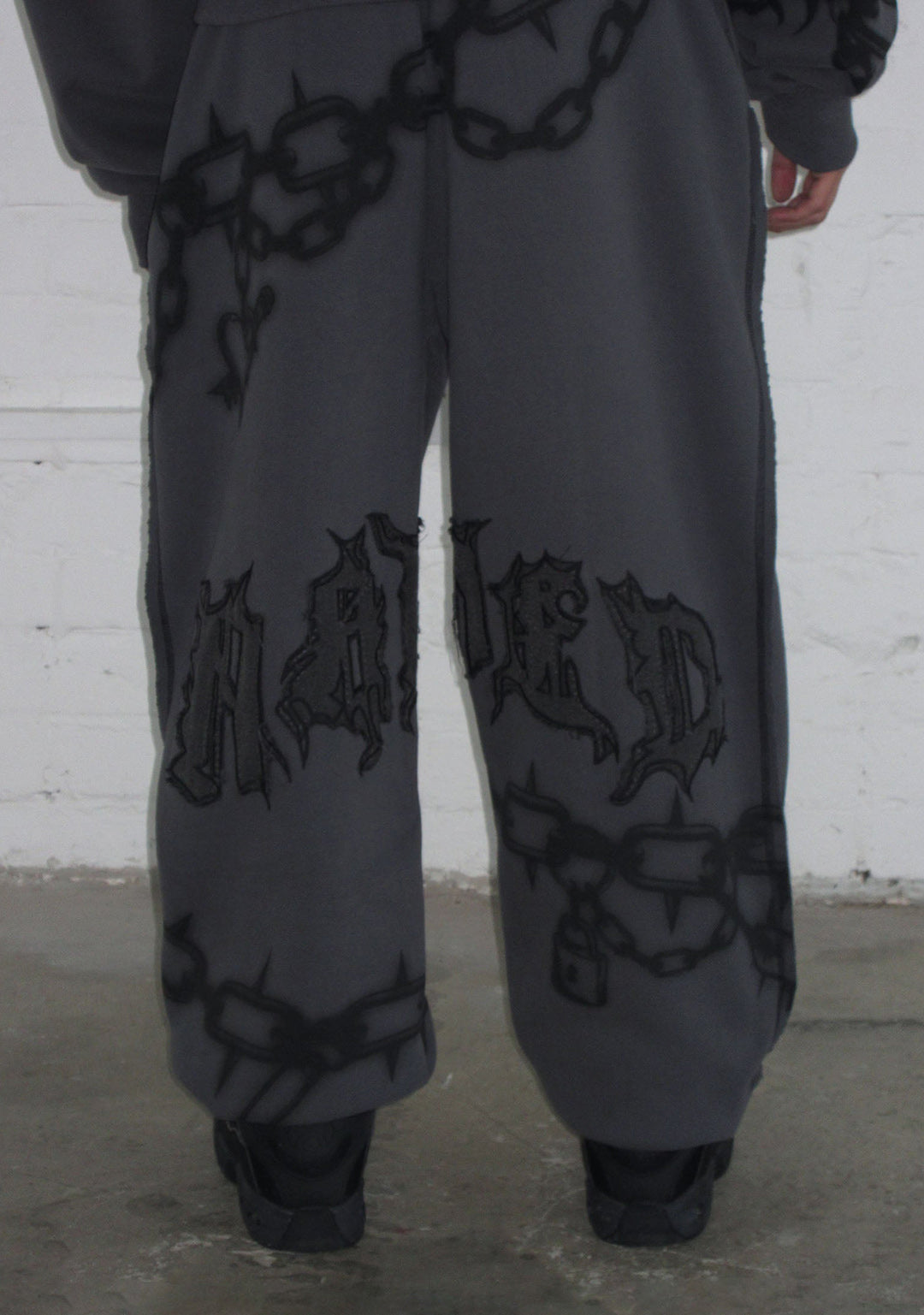 CHAINS SWEATPANTS CAST IRON