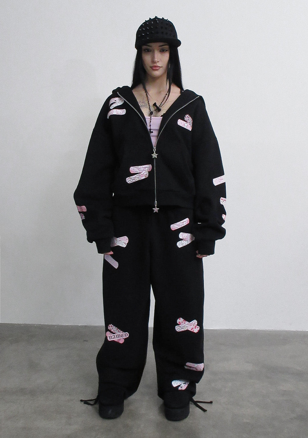 STITCH TEDDY OVERSIZED SWEATPANTS BLACK